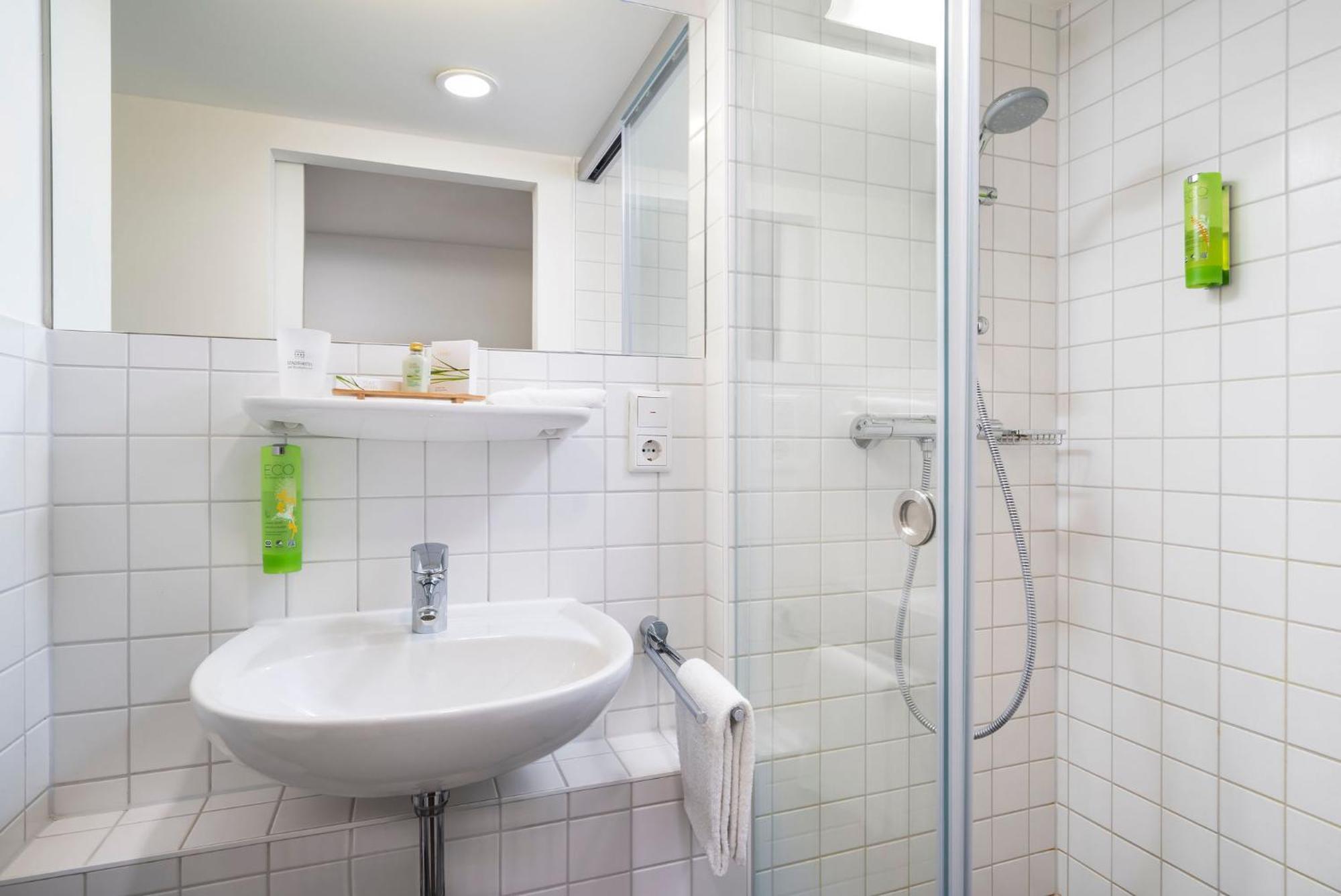 Classic Double Room,1765143138:JPEG